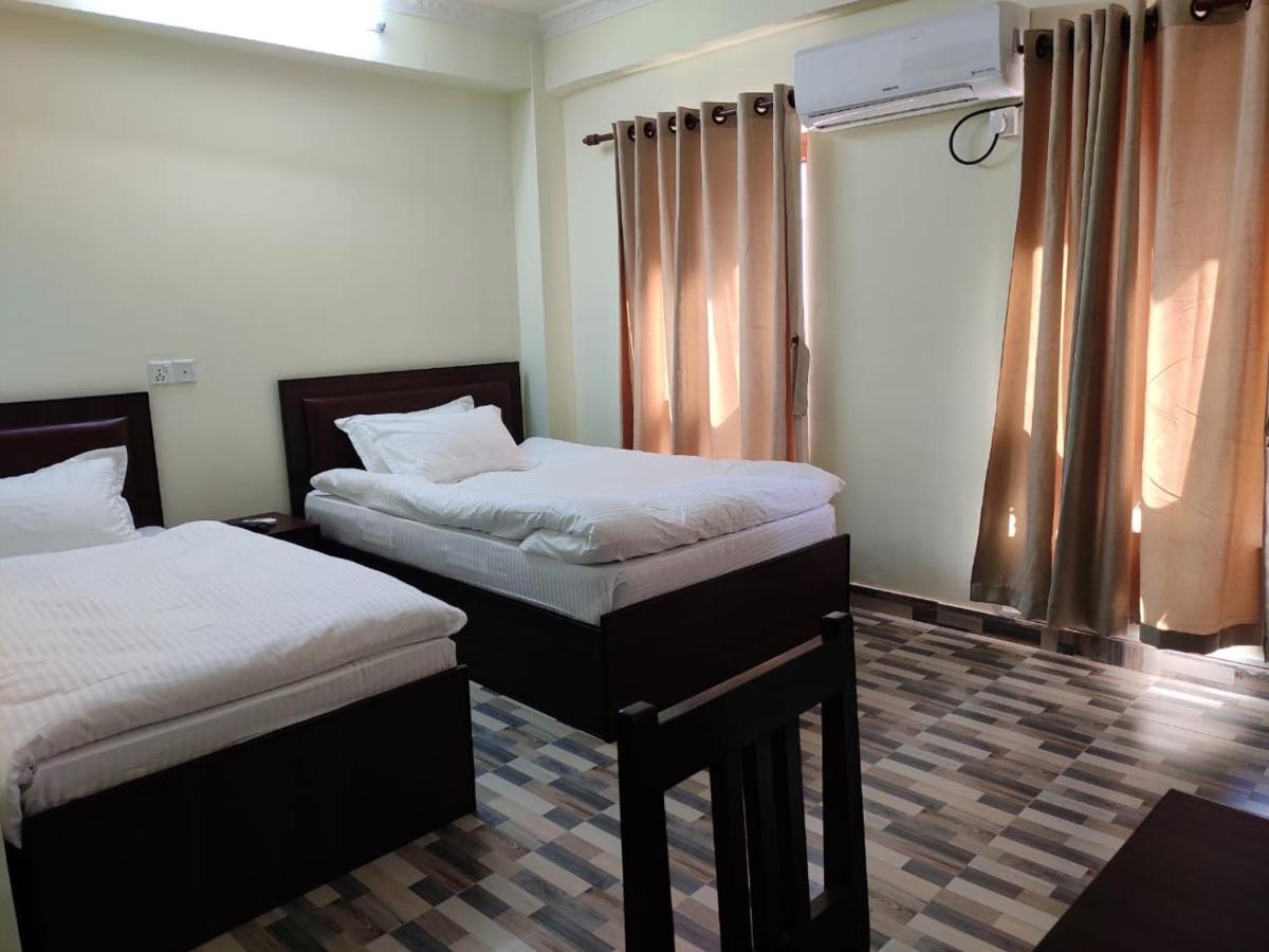 Pashupati View Hotel Kathmandu Exterior foto